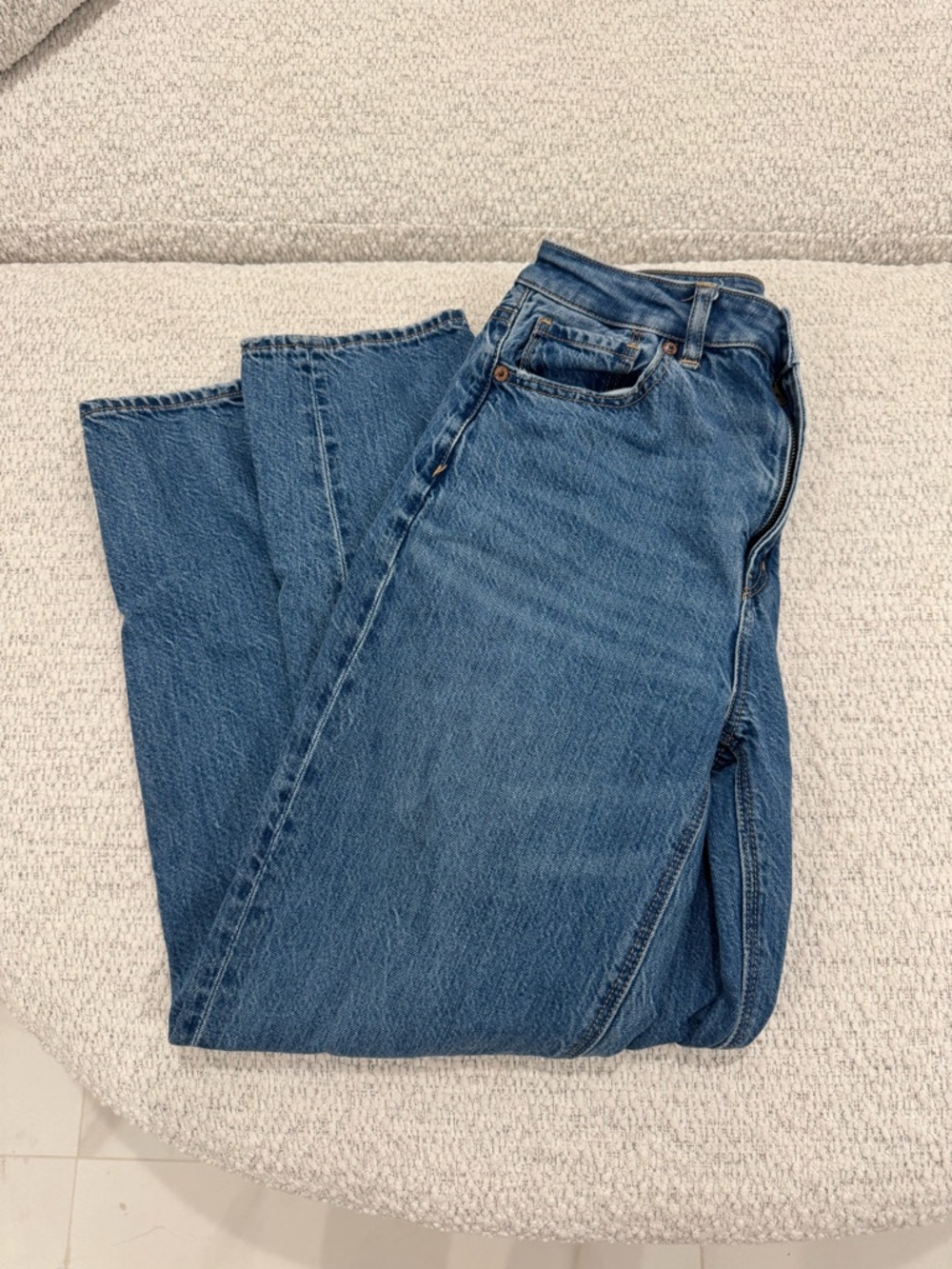 American Eagle Outfitters Mom Straight Leg Jeans